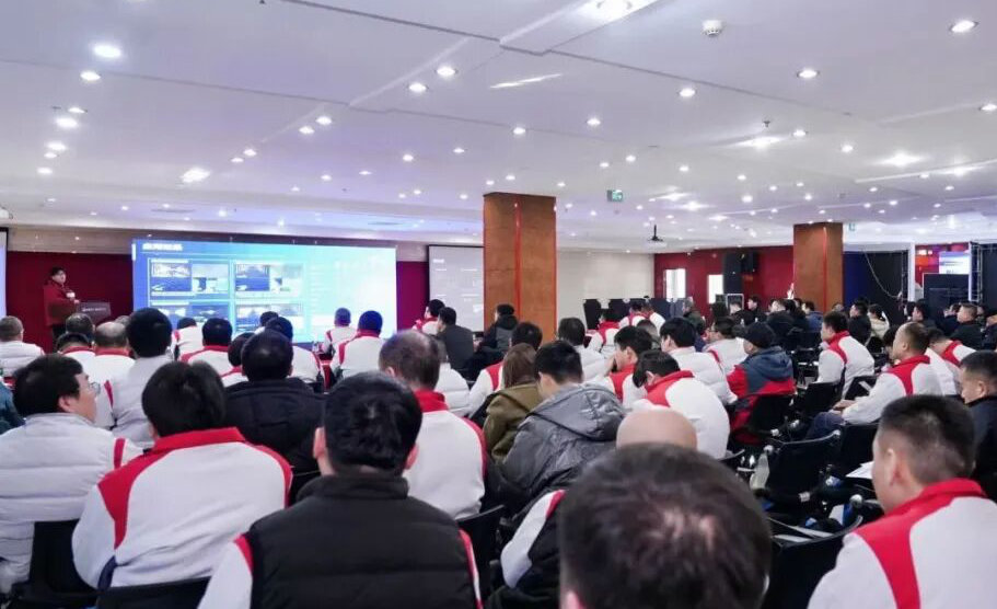 賽摩智能閃耀蜂巢汽車“智造技術(shù)共研日”